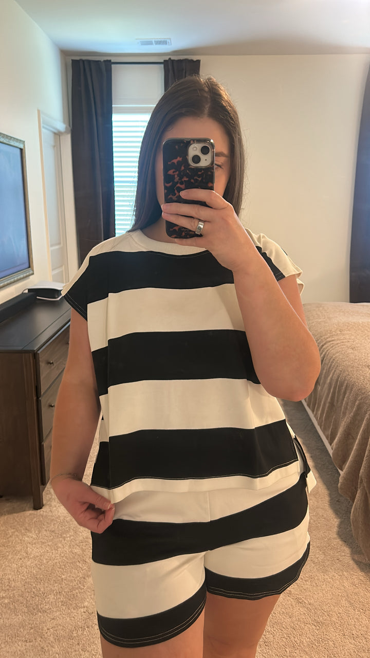 B&W Stripe Set