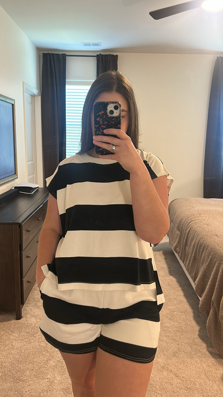 B&W Stripe Set